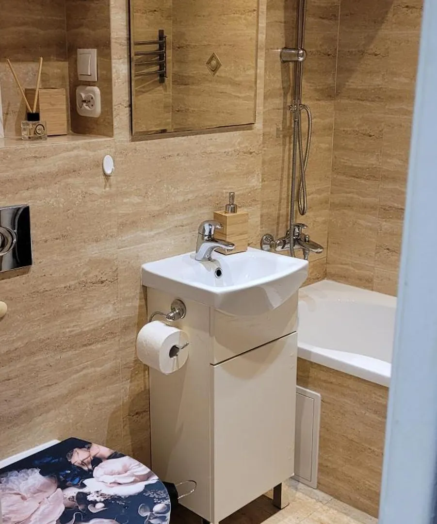 شقة Apartament 3 Pokojowy Walicow Centrum وارسو